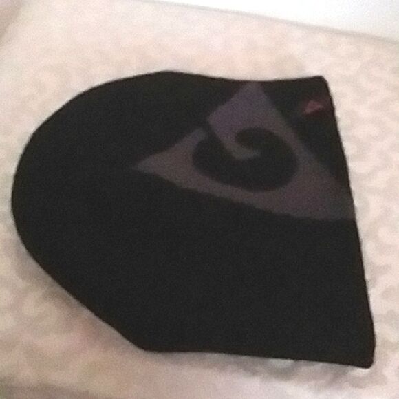 Gerry Beanie Reversible Knit Hat - Picture 5 of 6